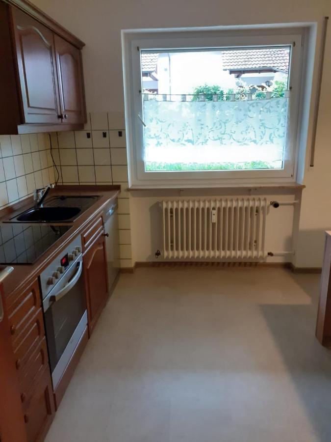 Ferienwohnung Am Kurpark, ไกลิงเงน ภายนอก รูปภาพ