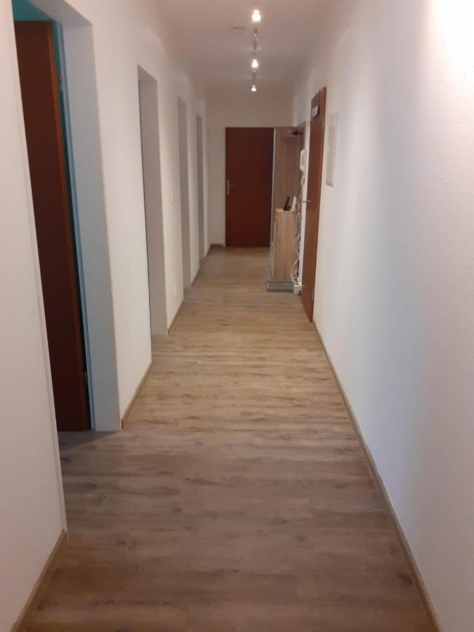 Ferienwohnung Am Kurpark, ไกลิงเงน ภายนอก รูปภาพ