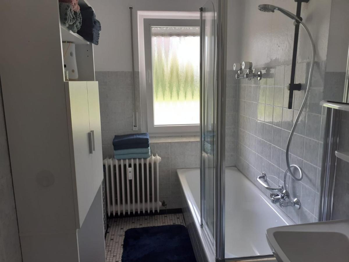 Ferienwohnung Am Kurpark, ไกลิงเงน ภายนอก รูปภาพ